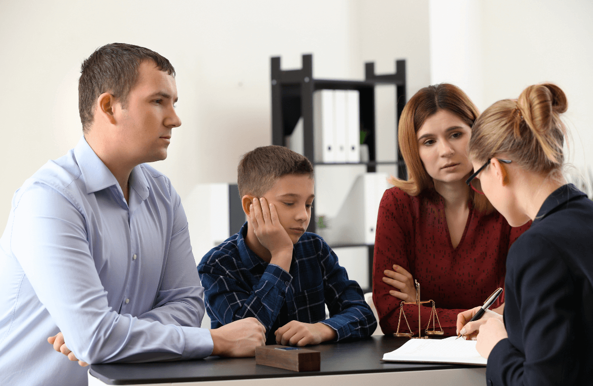 A family meeting a child custody lawyer in Montreal