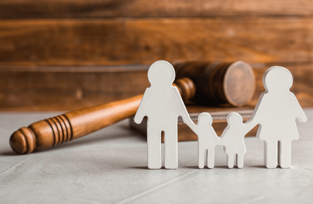 A family meeting a child custody lawyer in Montreal